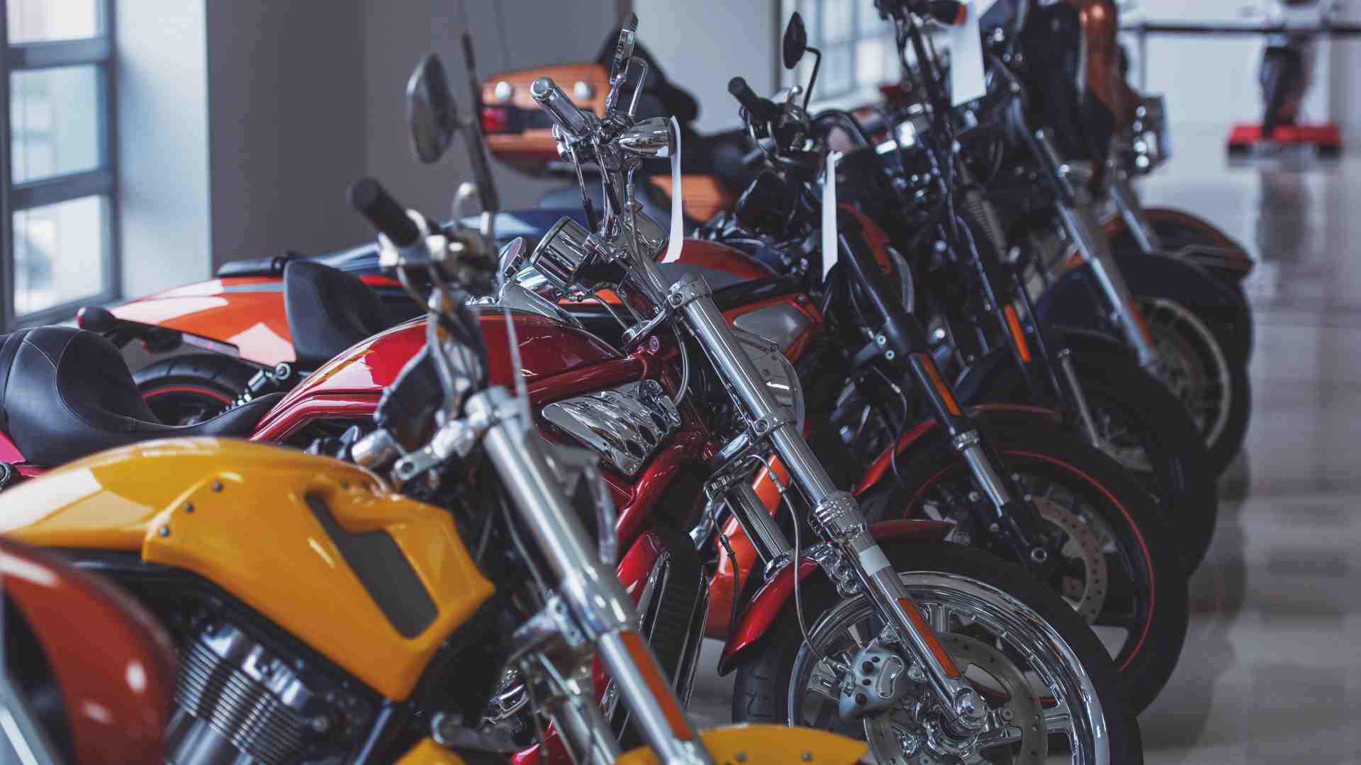 REMISAGE MOTO LAC SAINT-JEAN